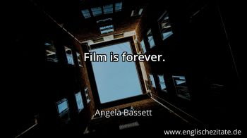 Englisches Zitat von Angela Bassett als Bild