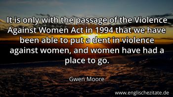 Englisches Zitat von Gwen Moore als Bild