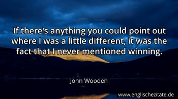 Englisches Zitat von John Wooden als Bild