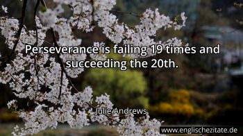 Englisches Zitat von Julie Andrews als Bild