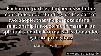 Englisches Zitat von Marianne Williamson als Bild