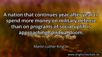 Englisches Zitat von Martin Luther King, Jr. als Bild
