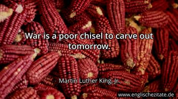 Englisches Zitat von Martin Luther King, Jr. als Bild