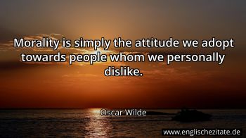 Englisches Zitat von Oscar Wilde als Bild