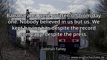 Englisches Zitat von Siobhan Fahey als Bild