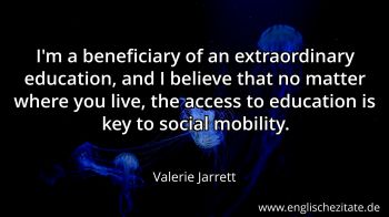 Englisches Zitat von Valerie Jarrett als Bild